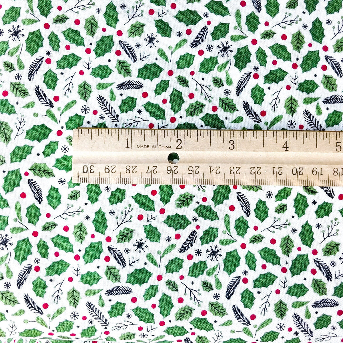 Quilt Binding The Magic of Christmas Holly White 1 1/4" Single Fold