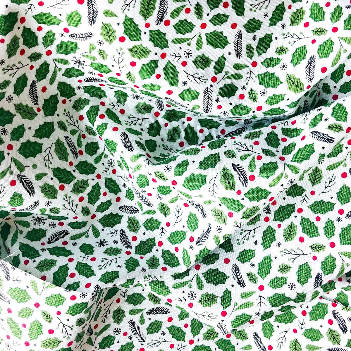 Quilt Binding The Magic of Christmas Holly White 1 1/4" Single Fold